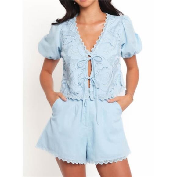 Lace Detail V-Neck Top and Shorts Set - Picture 5 of 5